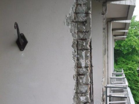 Abplatzungen im Sichtbeton
